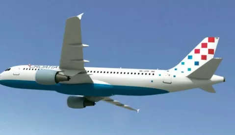 Zagreb, 02.03.2016 - Croatia Airlines u ljetnom redu letenja koji počinje 27. oujka, uvodi izravne linije iz Zagreba u Prag, Milano, Lisabon i Sankt Peterburg, priopćila je u srijedu hrvatska aviokompanija. Na slici zrakoplov Croatia Airlinesa.foto HINA/ Croatia Airlines/ ik