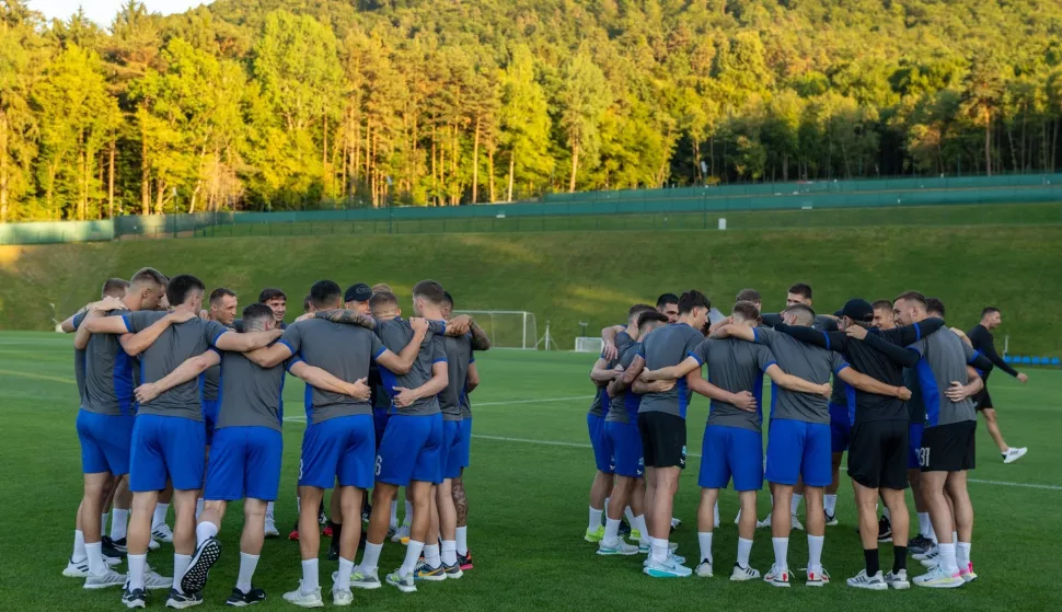 NK Osijek. Pripreme. Maribor