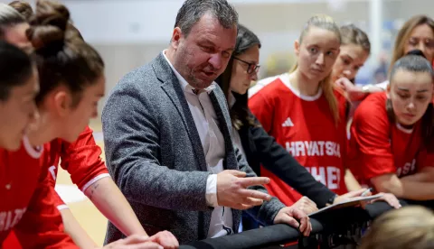 09.02.2025., Gospic - Kvalifikacijska utakmica za Europsko prvenstvo zenske kosarkaske reprezentacije izmedju Hrvatske i Austrije Photo: Sime Zelic/PIXSELL
