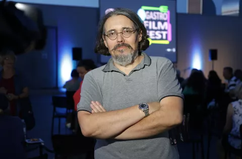 Osijek, 19. 07. 2025., KC, krovna terasa KC, Gastro film fest, 23. Gastro film fest, Aleksandar Muharemović - tehnički direktor festivalaSNIMIO BRUNO JOBST