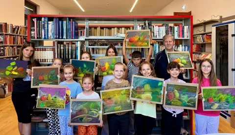BELIŠĆE - U Gradskoj knjižnici i čitaonici Belišće, u sklopu ciklusa ljetnih kreativnih radionica za djecu, održana je još jedna radionica slikarskog karaktera.srpanj 2025.