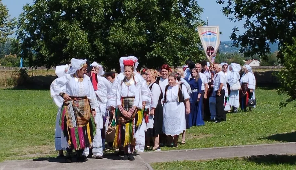 SLAVONSKI BROD - U župi sv. Ilije proroka u Bosanskoj Posavini svečano je obilježen blagdan zaštitnika župe, sv. Ilije.20. 7. 2025.