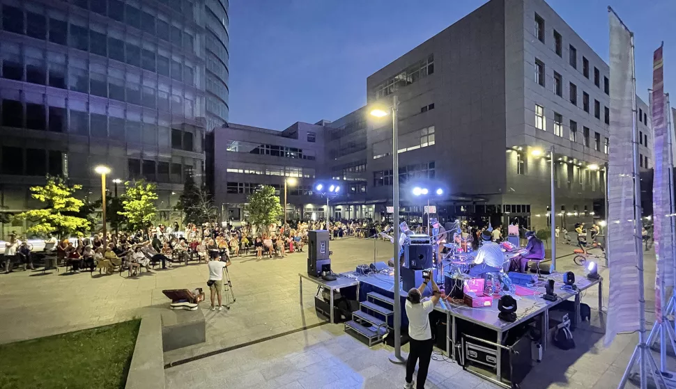 Osijek, 03. 07. 2022, Kulturni centar, koncert, OLJK, francuski steam-punk bend ErnestSNIMIO BRUNO JOBST