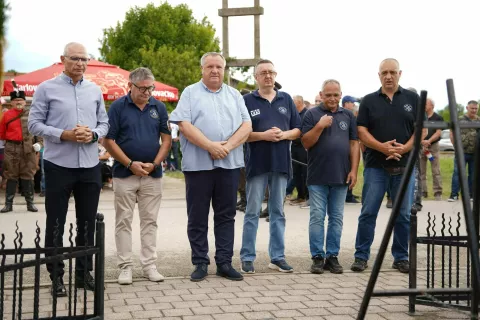 SJEĆANJE NA TRAGIČNI DOGAĐAJ OTPRIJE 34 GODINEMirkovci, srpanj 2025.Ustupljena fotografija