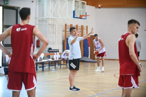 OPATIJA 21.07.2025. TRENING KO&Scaron;ARKA&Scaron;KE REPREZENTACIJA HRVATSKE I IZBORNIK TOMISLAV MIJATOVIĆSNIMIO: NIKOLA BLAGOJEVIĆ