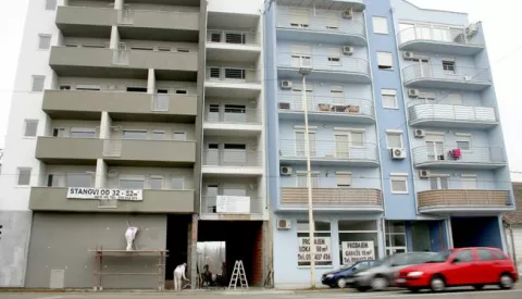 SNIMIO DAVOR KIBEL,OSIJEK, 21.02.2011. TROSMAJEROVA UL., STANOVI, NEKRETNINE 