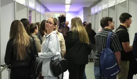 Osijek, 06. 05. 2025., EFOS, Carrer day, Dan karijera, AIESEC, otvorenje, štandovi, studentiSNIMIO BRUNO JOBST