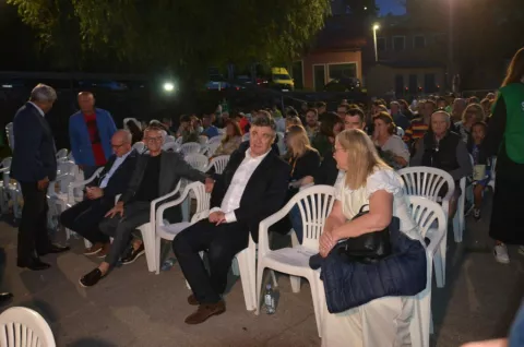 Predsjednik Milanović posjetio je drugi dan Cinehill festivala, pogledao je i film Alpski ratnici poznatog planinara Stipe Božića.