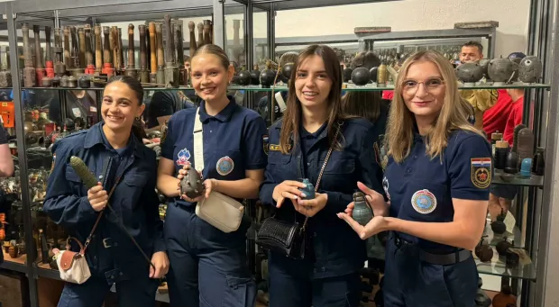 Nu&scaron;tarske vatrogaskinje predstavljale RHna skupu u Parizu