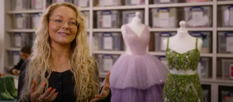 Stilistica muzejskih izložaka, Danielle Cullen