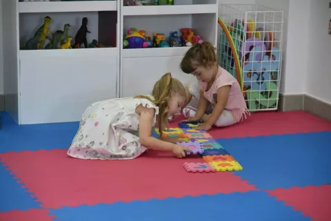 Mlada poduzetnica otvorila igraonicu i rođendaonicu u Đurđenovcu: Djeci kreativna igra, roditeljima predah