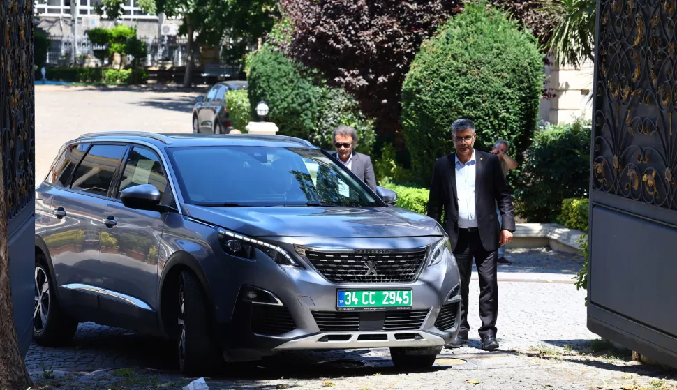 epa12260875 A European delegation leaves the Iranian Consulate following nuclear talks, in Istanbul, Turkey, 25 July 2025. According to the Iranian Foreign Ministry spokesperson, Iranian diplomats held nuclear talks with representatives from Britain, France and Germany in Istanbul on 25 July. EPA/TOLGA BOZOGLU