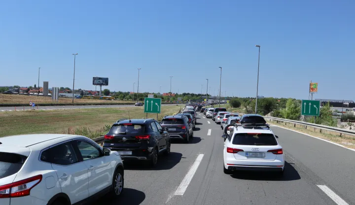 Zagreb, 21.07.2025. - Gust promet na autocesti Zagreb-Rijeka. foto HINA/ Jure DIVI?/ tm