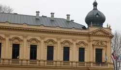 Grand hotel/Radnički dom u središtu Vukovara