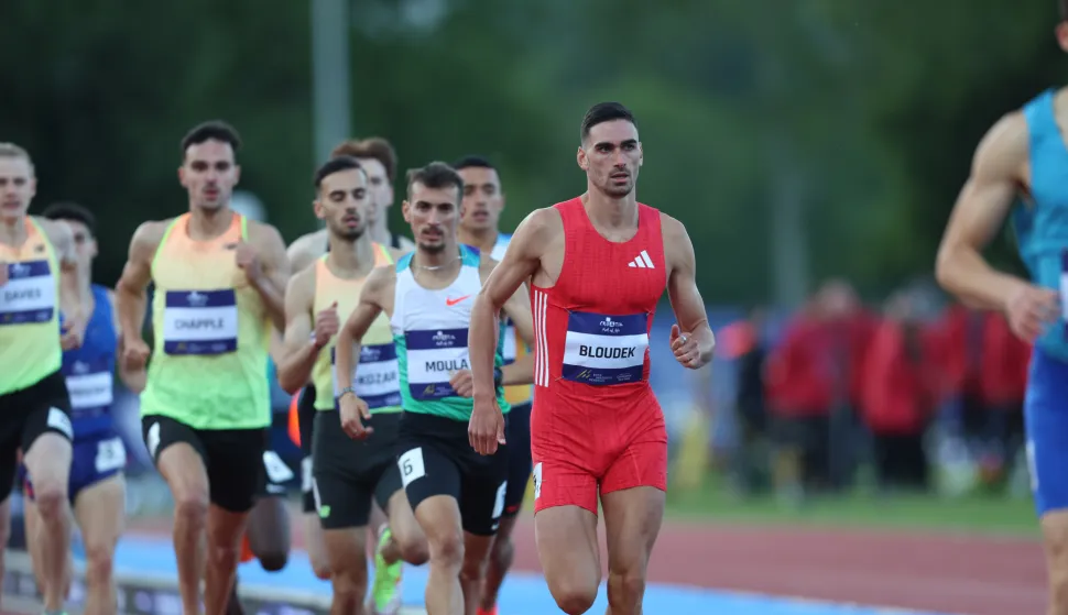 Marino Bloudek opet srušio Sušnja, Mia Wild dvanaesta