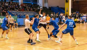 Jakov Ćurak debitirao je u Premijer ligi protiv Zagreba čiji je dres jedno vrijeme nosio njegov otac Vedran