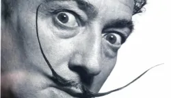 epa000367997 A photograph of Salvador Dali, the master of Surrealism taken in 1954 by Philippe Halsman, on display at the Philadelphia Museum of Art, in Philadelphia Pennsylvania Friday 11 February 2005, This photograph, and over 200 other works of art by Dali (1904-1989) are part of the 'Centennial Retrospective' of the Spainish-born artist organized by the Palazzo Grassi, Venice Italy; The Philadelphia Museum of Art and The Gala-Salvador Dali Foundation in Figueres, Spain. The retrospective exhibition travelled from Venice only to Philadelphia where it will be on view from 16 February through 15 May 2005. EPA/TOM MIHALEK------zadnja2 st