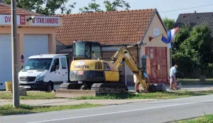 Rekonstrukcija pješačkih staza u Starim Jankovcima