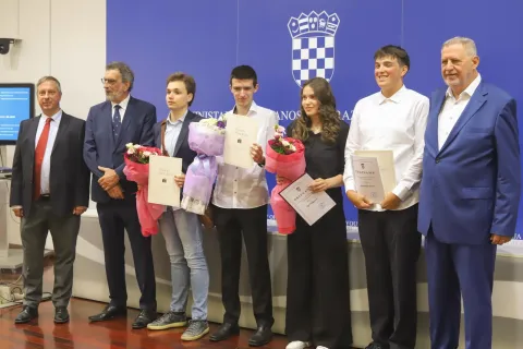 Dodjela Nagrada dr. sc. Ante Žužul najboljim maturantima na području Hrvatskog jezika i Povijesti
