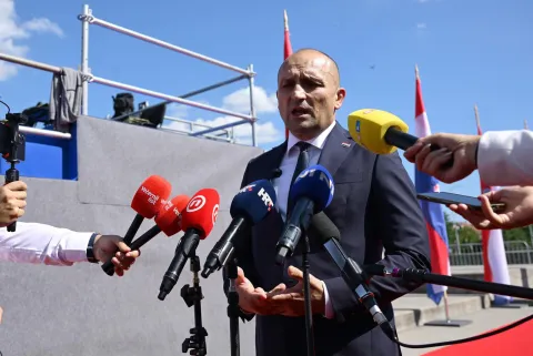 Zagreb, 31.07.2025. - Izjava za medije ministra obrane Ivana Anu?i?a u povodu obilje?avanja 30. obljetnice vojno-redarstvene operacije Oluja. foto HINA/ PIXSELL/ POOL/ Neva Zganec