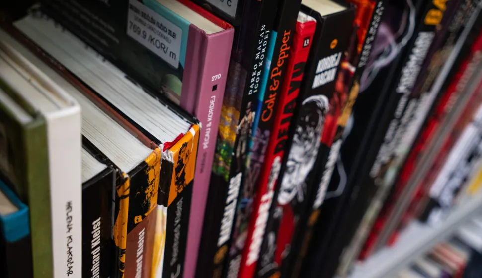 Osijek, GISKO, 29. 07. 2025., S knjigom na plažu; knjiga; knjige; knjižnica, čitanje