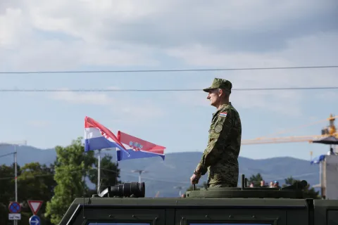 Zagreb, 31.7.2025.- Vojni mimohod u ?ast VRO "Oluja" povodom obilje?avanja Dana pobjede i domovinske zahvalnosti, Dana hrvatskih branitelja i 30. obljetnice te vojno-redarstvene operacije. Mimohod Vukovarskom ulicom odr?ava se od Avenije Marina Dr?i?a do Savske ulice. na slici Tihomir Kundid. foto HINA/Lana SLIVAR DOMINI?/ ik