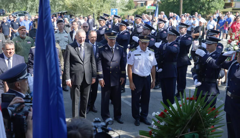 Dalj, 01. 08. 2025., Policijska postaja, Dalj, sjećanje na poginule branitelje, komemoracijaSNIMIO BRUNO JOBST