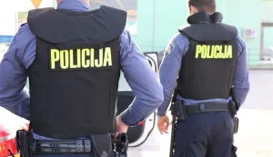 Policija, policajci, ilustracija za crnu kroniku
