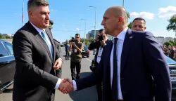 Zagreb, 31.07.2025.- Vojni mimohod u ?ast VRO "Oluja" povodom obilje?avanja Dana pobjede i domovinske zahvalnosti, Dana hrvatskih branitelja i 30. obljetnice te vojno-redarstvene operacije. Mimohod Vukovarskom ulicom odr?ava se od Avenije Marina Dr?i?a do Savske ulice. Na slici Zoran Milanovi? i Ivan Anu?i?. foto HINA/ PIXSELL/ POOL/ Sanjin Strukic/ ua