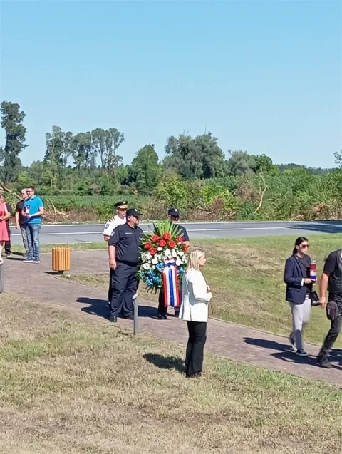 Znanje glavu čuva, baš kao i kaciga!