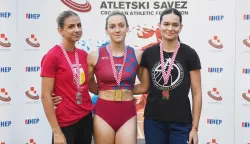 Mia Wild (u sredini)FOTO: AK SLAVONIJA ŽITO