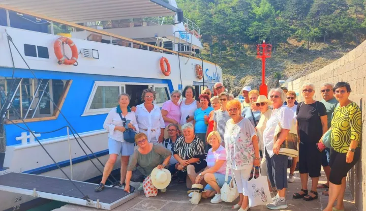 Malo na more, malo utoplice, pa lokalni izleti,plesnjak i društvene igre