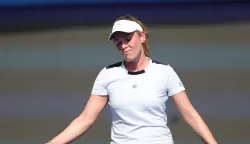 epa11900335 Donna Vekic of Croatia gestures during her first round match against Sofia Kenin of USA at the Dubai Tennis Championships in Dubai, United Arab Emirates, 16 February 2025. EPA/ALI HAIDER