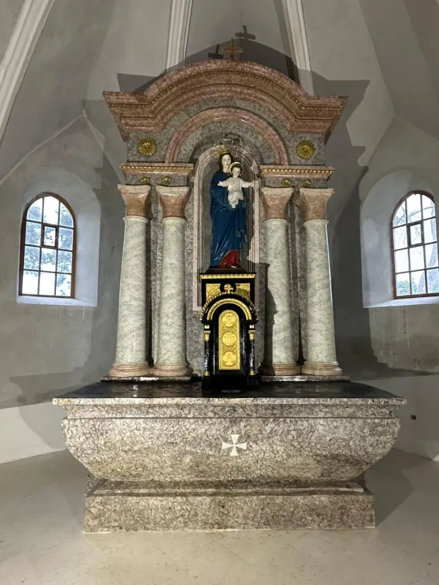 Obnovljen kip u crkvi u Dragotinu