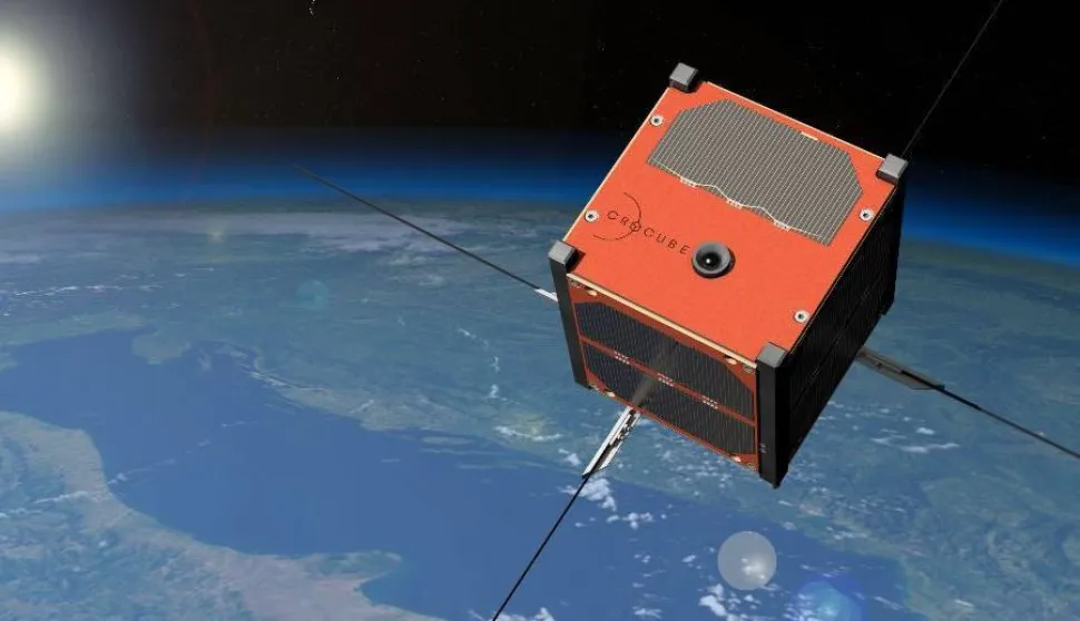 satelit CroCube