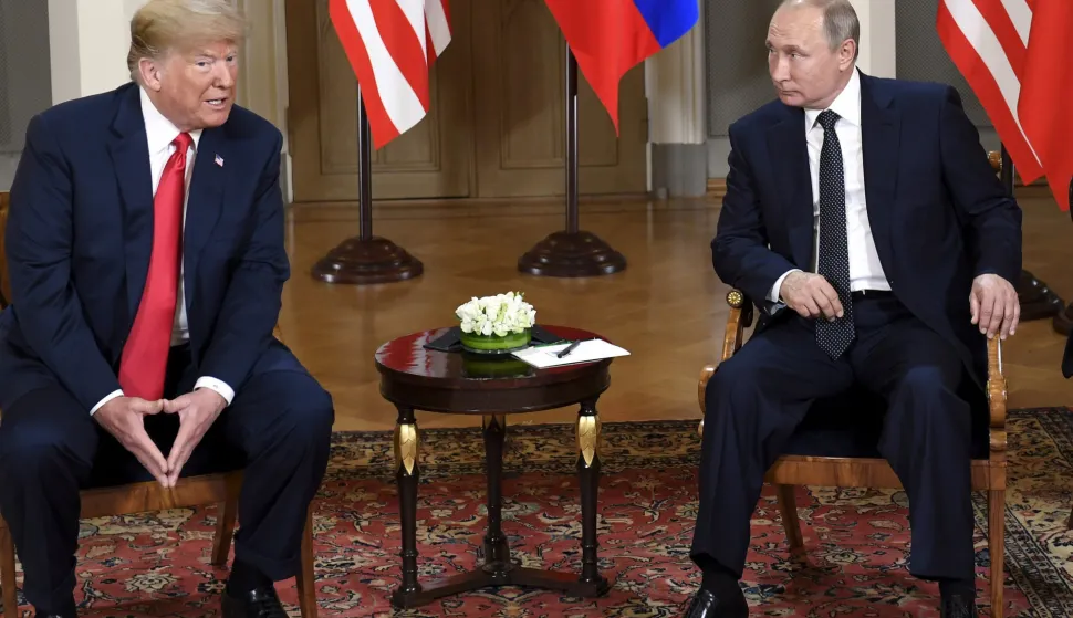 Xinhua Headlines: Putin calls for dialogue with Trump amid worsening Russia-U.S. relations (181222) -- BEIJING, Dec. 22, 2018 (Xinhua) --"n U.S. President Donald Trump (L) meets with his Russian counterpart Vladimir Putin in Helsinki, Finland, on July 16, 2018."n (Xinhua/Lehtikuva/Heikki Saukkomaa) Lehtikuva/Heikki Saukkomaa Photo: XINHUA/PIXSELL