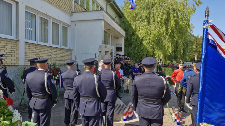 Obilježavanje 34. obljetnice stvaranja hrvatske policije i pogibije prvih policajaca u Baranji