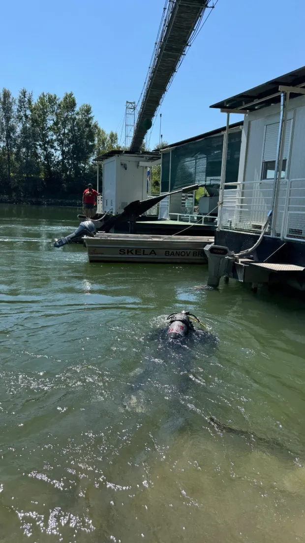 Potraga za utopljenikom kod Križnice (Pitomača)