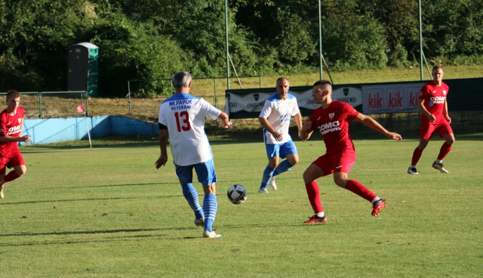 Veterani su igrali Supersport Hrvatski nogometni kup protiv trećeliga&scaron;a GrobničanaSNIMIO: VLADIMIR GRGURIĆ 