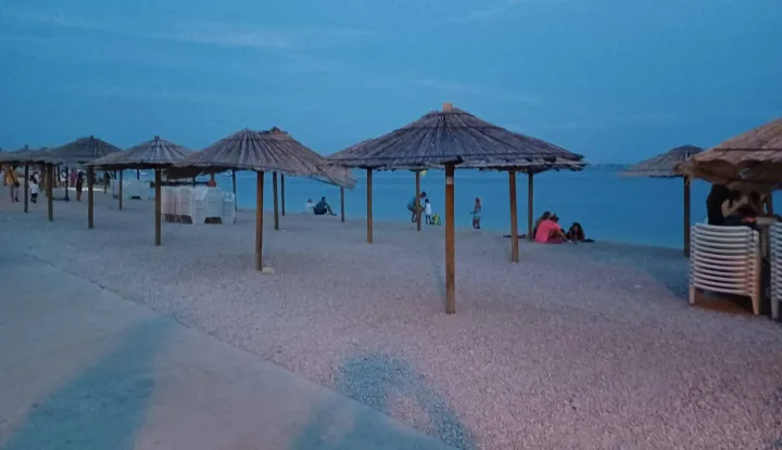 MORE, TURISTI, PLAŽA, VIR, 2022.