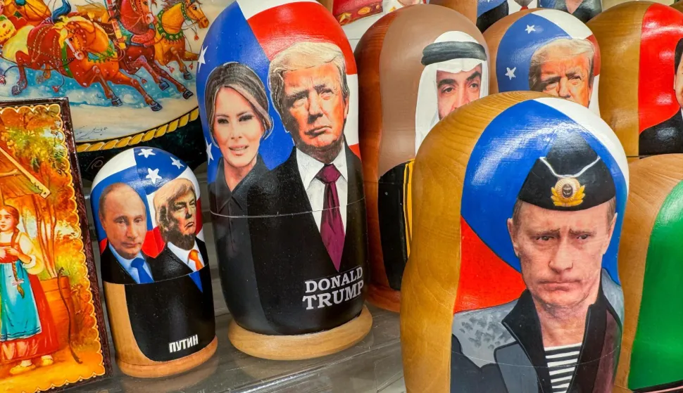 RUSSIA, MOSCOW - AUGUST 19, 2025: Russian dolls with likenesses of Russia's President Vladimir Putin, US President Donald Trump with First Lady Melania Trump, and other leaders in a souvenir shop. Mila Stepanyan/TASS/Sipa USA Photo: Tass/SIPA USA