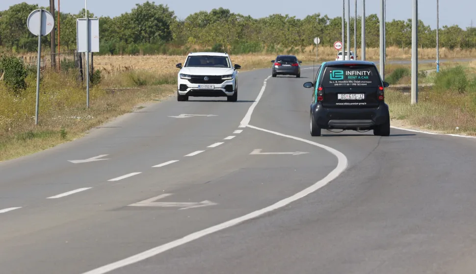 Osijek, 20. 08. 2025, S - cesta, od Čepinske do Portanove, u lošem stanju, uskoro kreće rekonstrukcija kompletne ceste.snimio GOJKO MITIĆ