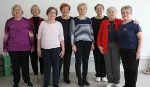 VINKOVCIVinkovačko Društvo Hrvatska žena provodi dvogodišnji program osnaživanja neformalnih njegovatelja i starijih osoba u Vukovarsko-srijemskoj županiji. 2025.