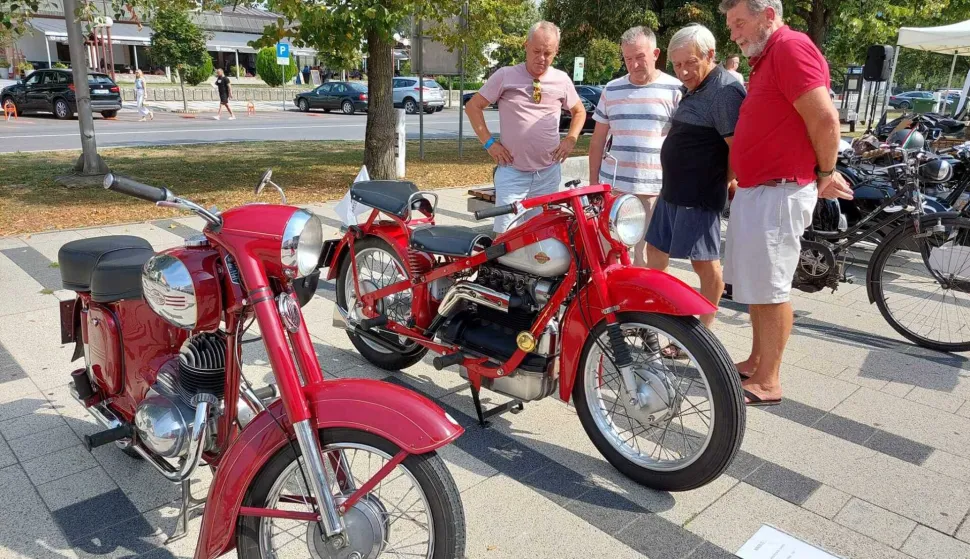 Susret ljubitelja oldtimera