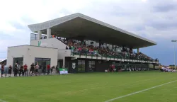 Vardarac, 23. 08. 2025, Otvorenje V Arene u Vardarcu i nogometna utakmica, Vardarac - Bedem (Ivankovo), Treča NL Istok. Prva utakmica na V Areni.snimio GOJKO MITIĆ