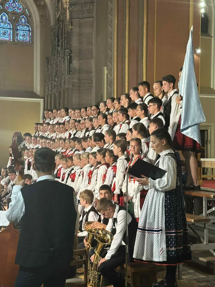U konkatedrali sv. Petra i Pavla nastupilo 130 članova Dječje filharmonije iz Szentegyháza