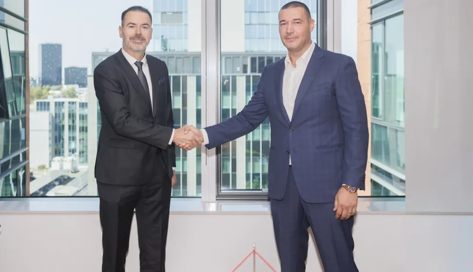 CENTAR BROKER, PBZ, Dinko Lucić, Ivan Valentić