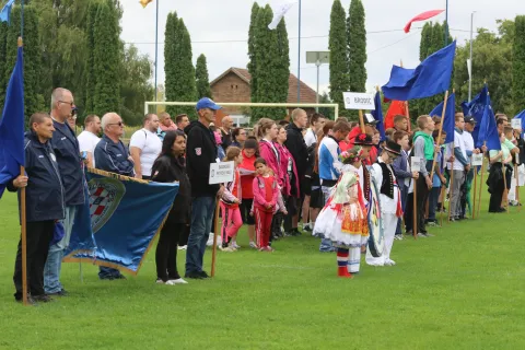 Brođanci, 31. 08. 2025, 51. Olimpijada starih sportova Brođanci, mimohod, paljenje Oimpijskog plamena i natjecanja.snimio GOJKO MITIĆ