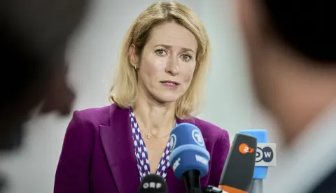 epa12332742 EU High Representative for Foreign Affairs and Security Policy Kaja Kallas talks to the media before the informal EU defense ministers' meeting in Copenhagen, Denmark, 29 August 2025. EPA/THOMAS TRAASDAHL DENMARK OUT