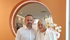 Osijek, 29. 08. 2025, Obiljećavanje 3. godišnjice Dentalnog centra Smile Design Kovač. Vlasnici, Željko Kovač i Anastazija Kovač.snimio GOJKO MITIĆ